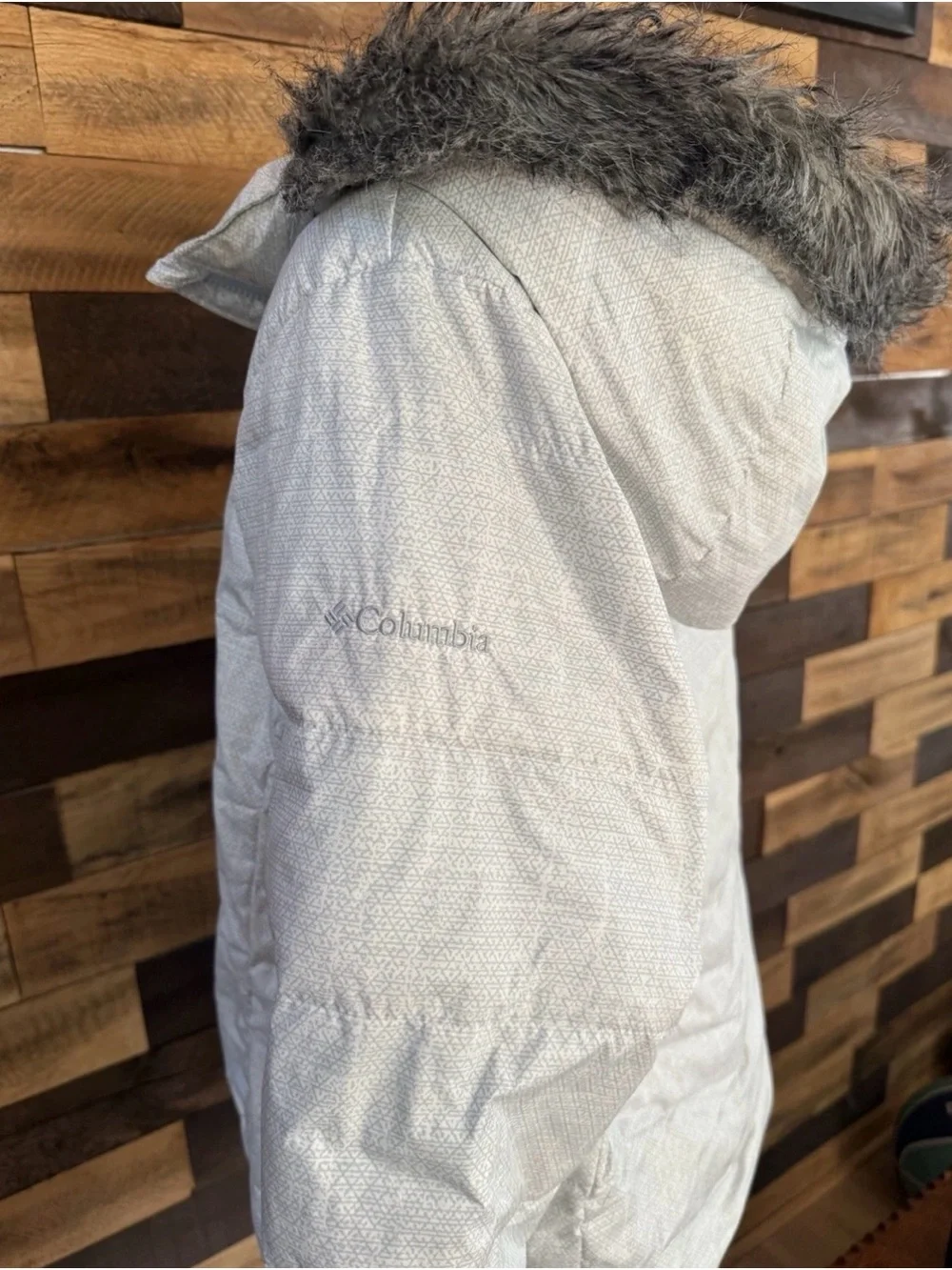 Columbia Light Gray Quilted Puffer Jacket with Faux-Fur Trim